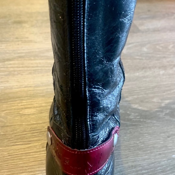 Black patent boots - Picture 7 of 9